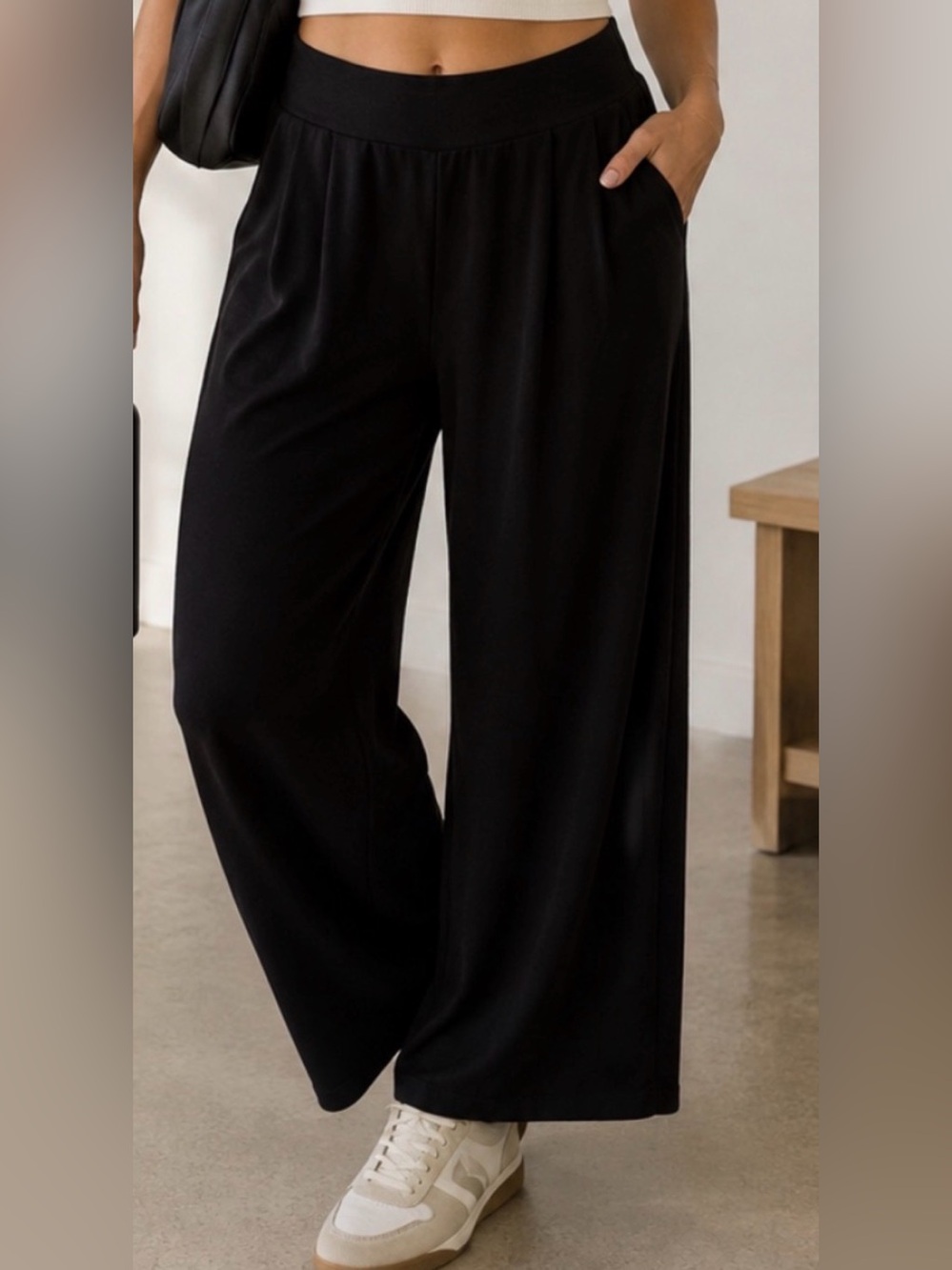 Halara NWOT Black Wide-Leg Women's Jumpsuit Trouser Athleisure Pants R4